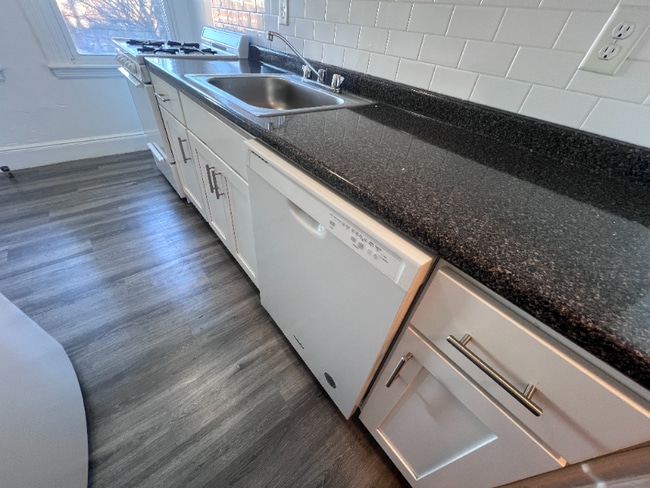 Photo - 1626 Commonwealth Ave