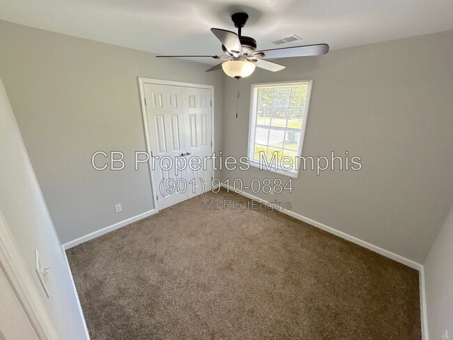 Photo - 3825 Glenburee St