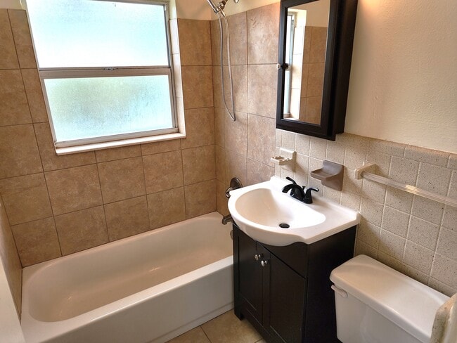 Photo - 130 E Avenue A Unit 130