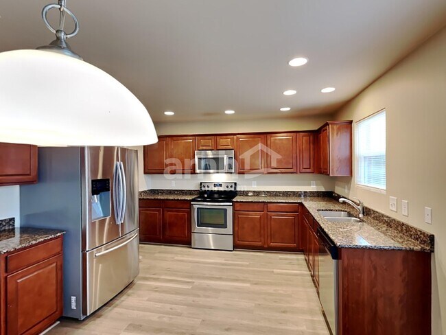 Photo - 1040 Fulman Rd