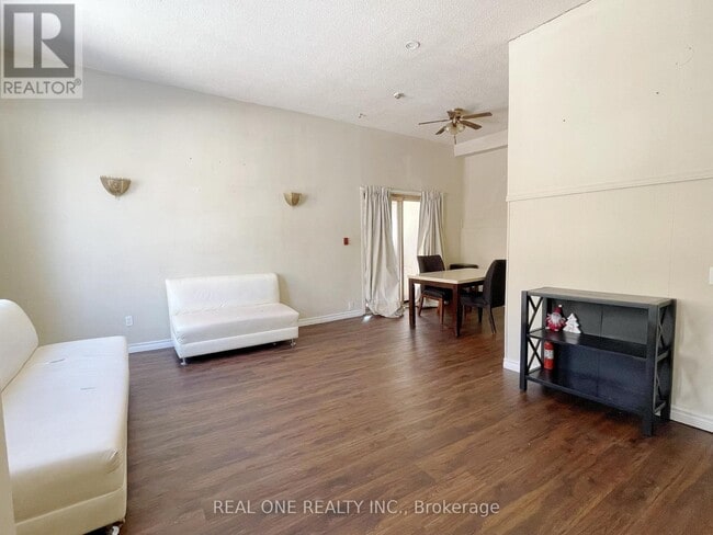 Photo - 102 Twenty Fifth St