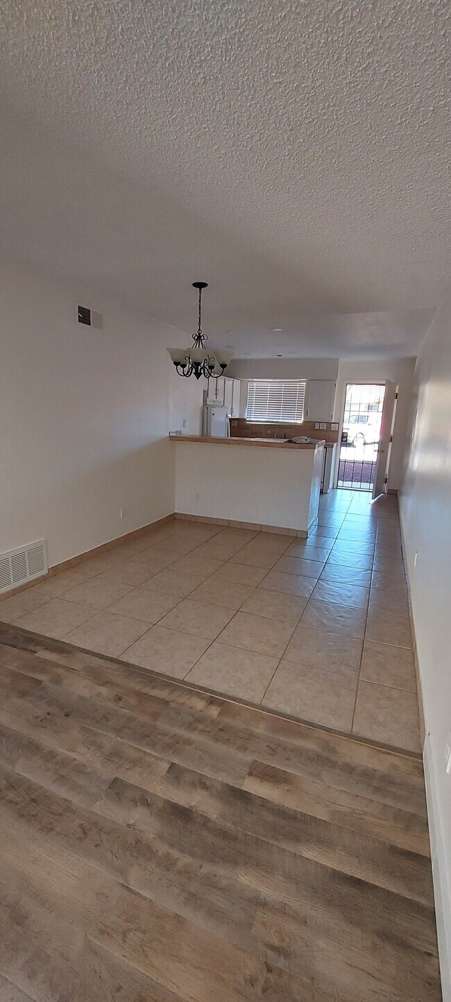 Photo - 1602 Lindley Dr Unit Condo