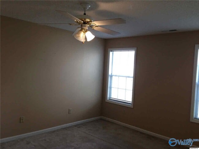 Photo - 110 Wildweed Ct