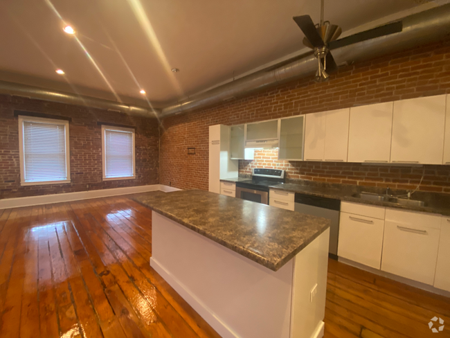 Building Photo - 2514 College Ave Rental