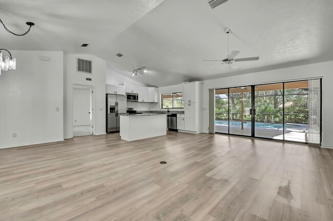 Photo - 295 E Keller Ct