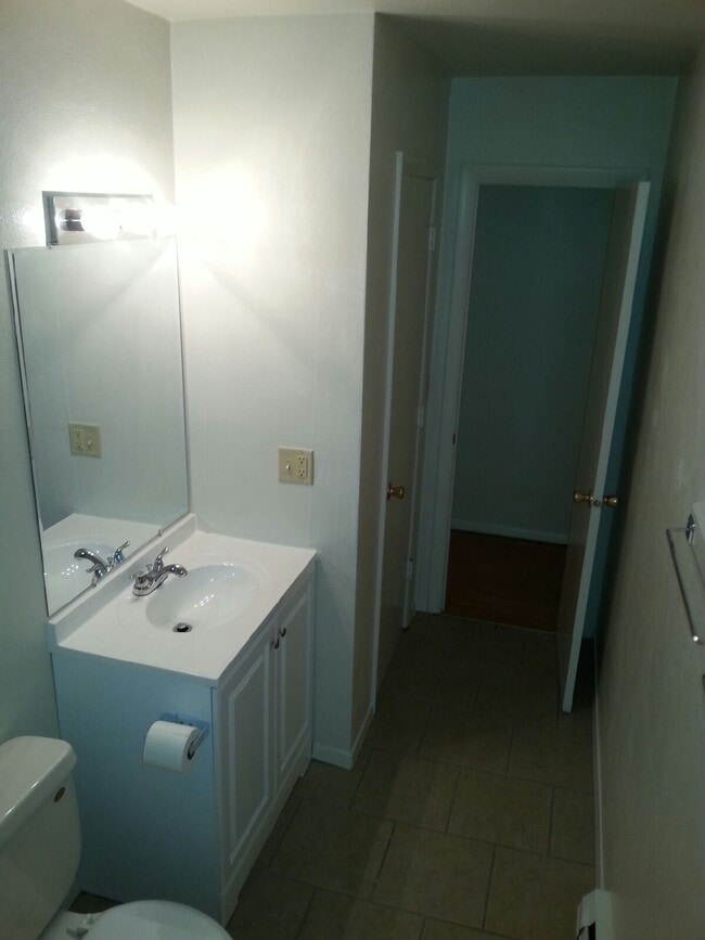 Photo - 1205 Wall St Unit 2