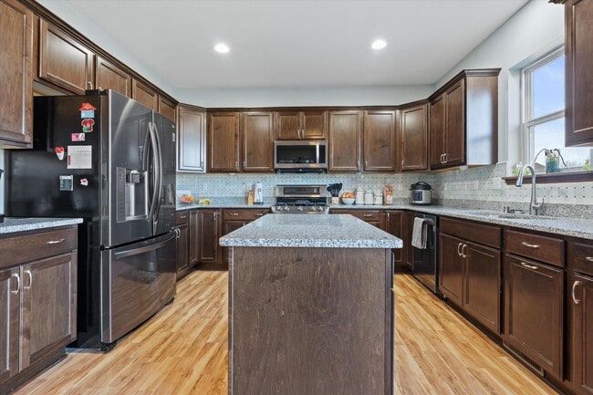 Photo - N42W22770 Beacon Ct