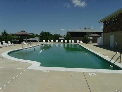 Photo - 10352 Forest Brook Ln Unit Apt G