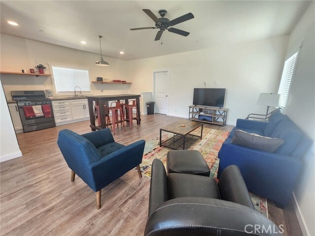 Photo - 6658 National Park Dr