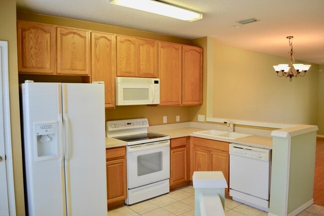 Photo - 1372 Hampton Park Ln