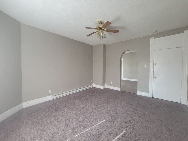 Photo - 924 W 5th St Unit 928