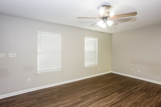 Photo - 11619 Stewarts Crossing Dr