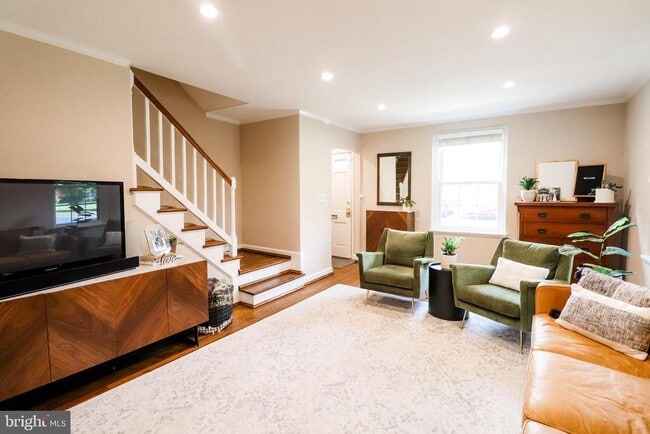 Photo - 3620 S Taylor St