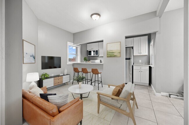 Building Photo - 276 Washington Ave Unit 2