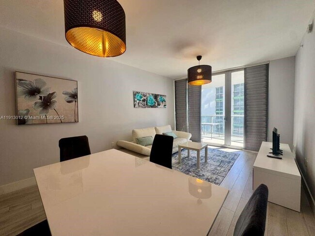 Photo - 488 NE 18th St Unit 3208