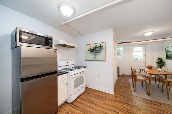 Photo - 339 Webster Ave Unit 1