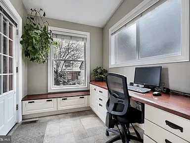 Photo - 2737 Eastern Ave