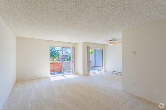 Photo - Oakridge Apartments