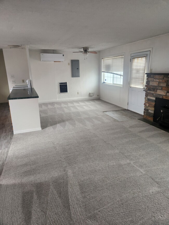 Photo - 15732 E Shore Dr