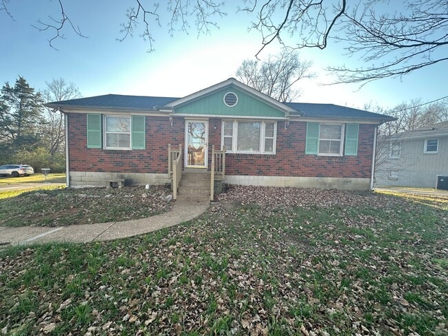 Building Photo - FOR LEASE- SINGLE FAMILY HOME IN HERMITAGE!