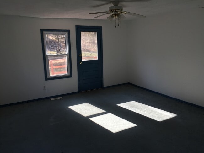 Photo - 3 bedrooms, 1 bath ranch house with big yard