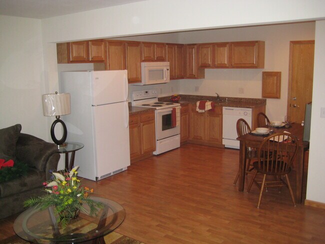 Kitchen & LR