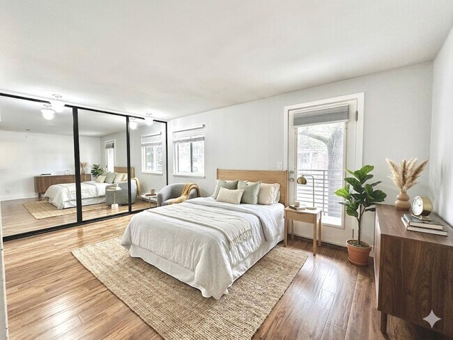 Photo - Updated 2Be | 1.5 Ba Condo Near to UW