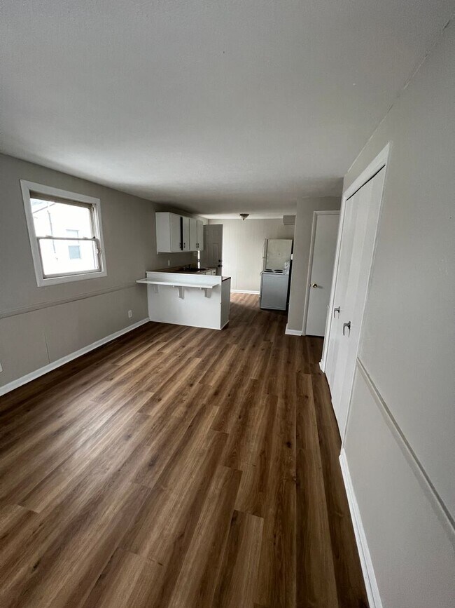 Photo - 2408 N Hollywood Ave Unidad 2