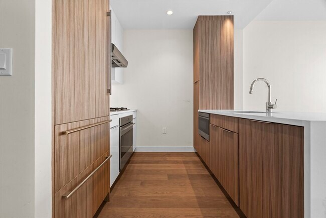 Photo - 188 Brookline Ave Unit 24F