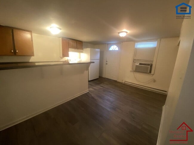 Photo - 4324 Grand Ave