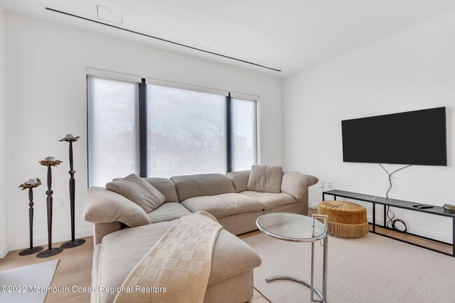 Photo - 601 Heck St Unit 307