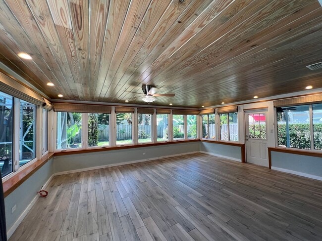 Photo - Spacious 3 Bedroom 2 Bath with Pool 2 Blocks from the Beach