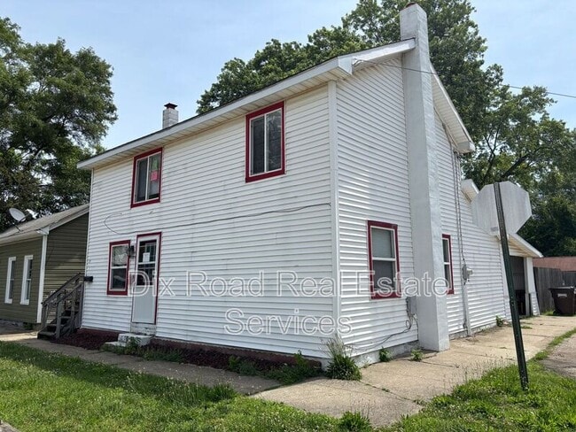 Photo - 3125 Harrison St