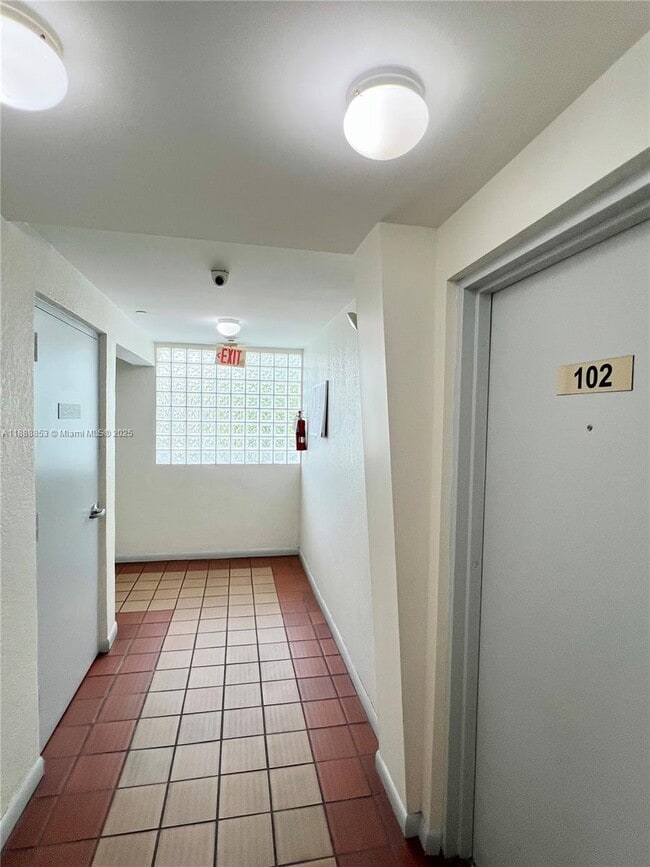 Photo - 1060 NW 7th St Unit 102