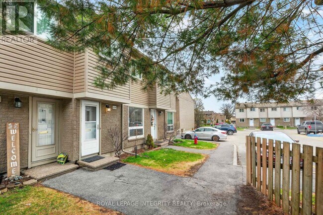 Photo - 1379 Perez Crescent