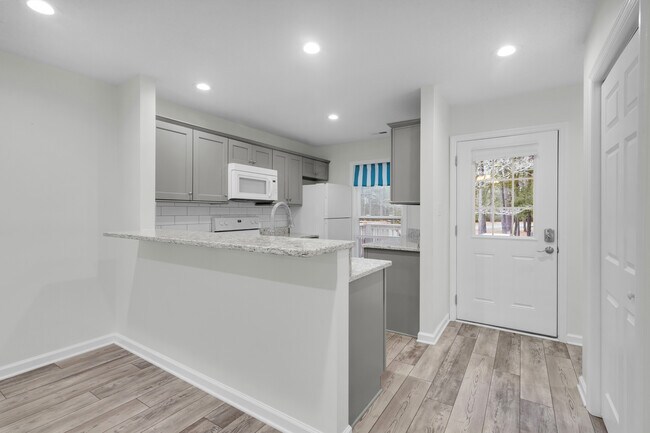 Photo - 7212 Windward Dr