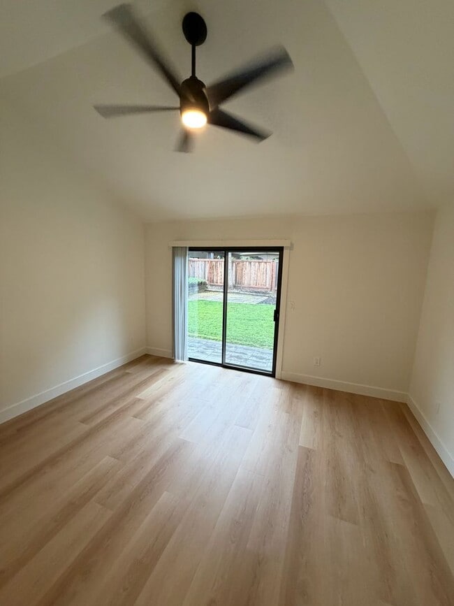 Photo - South Napa 3 Bedroom in Court