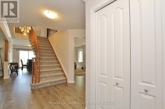 Photo - 2143 Johnston Rd