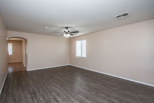 5Bedroom/3Bath San Tan Vally Home!