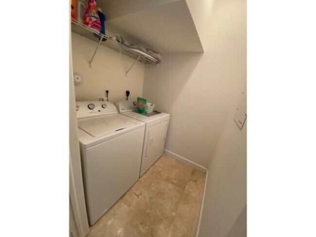 Photo - FULLY furnished House in Miami