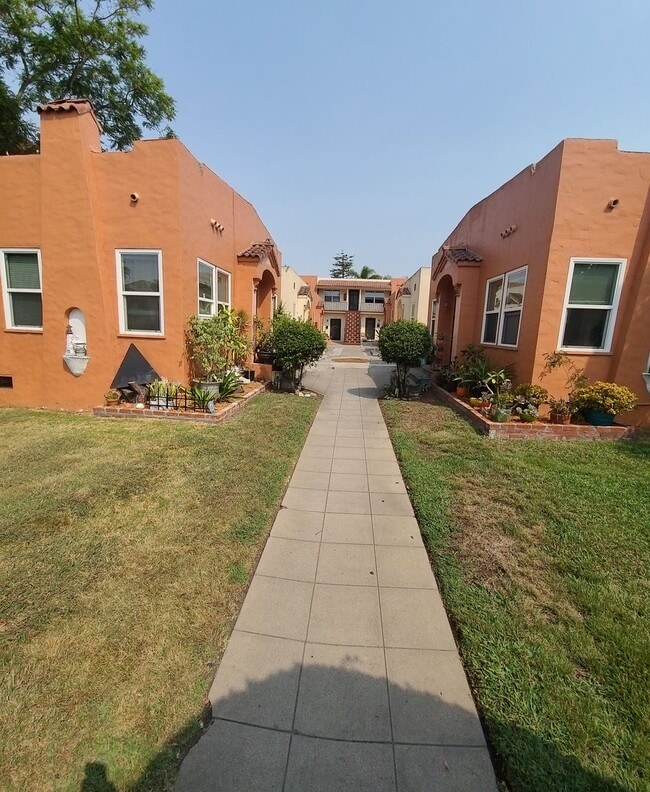 Photo - 2420.5 E St Unit 2420.5