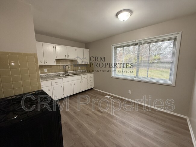 Photo - 3156 Dequincy St