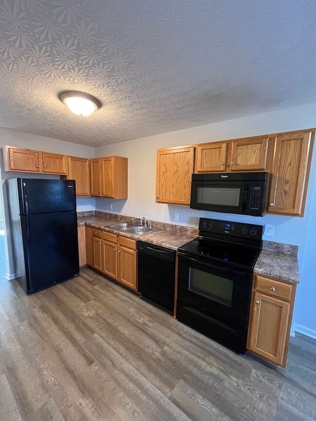 Photo - HALF OFF ONE MONTH AT UPPER STONE! Unit 374E