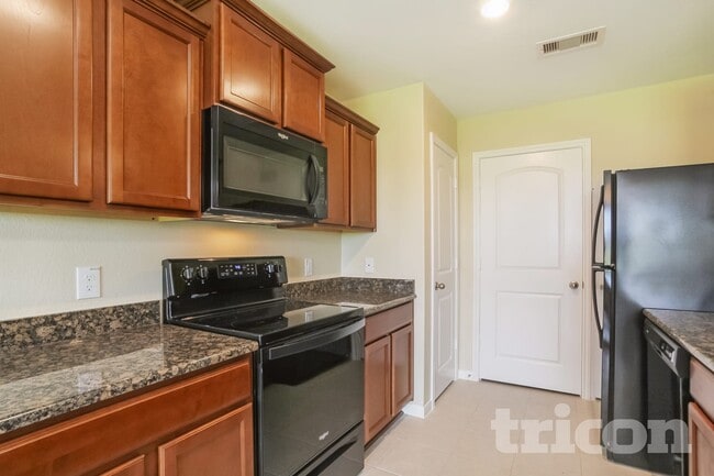 Photo - 316 Summer Horse Dr