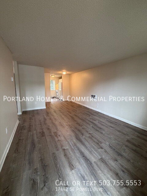 Photo - 17442 SE Powell Blvd