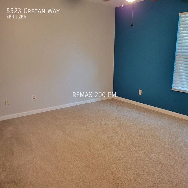 Photo - 5523 Cretan Way