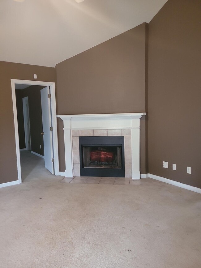 Photo - 1012 Cedarview Cir