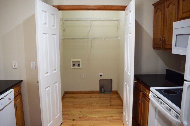 Photo - Crowwood Pointe by Royse + Brinkmeyer