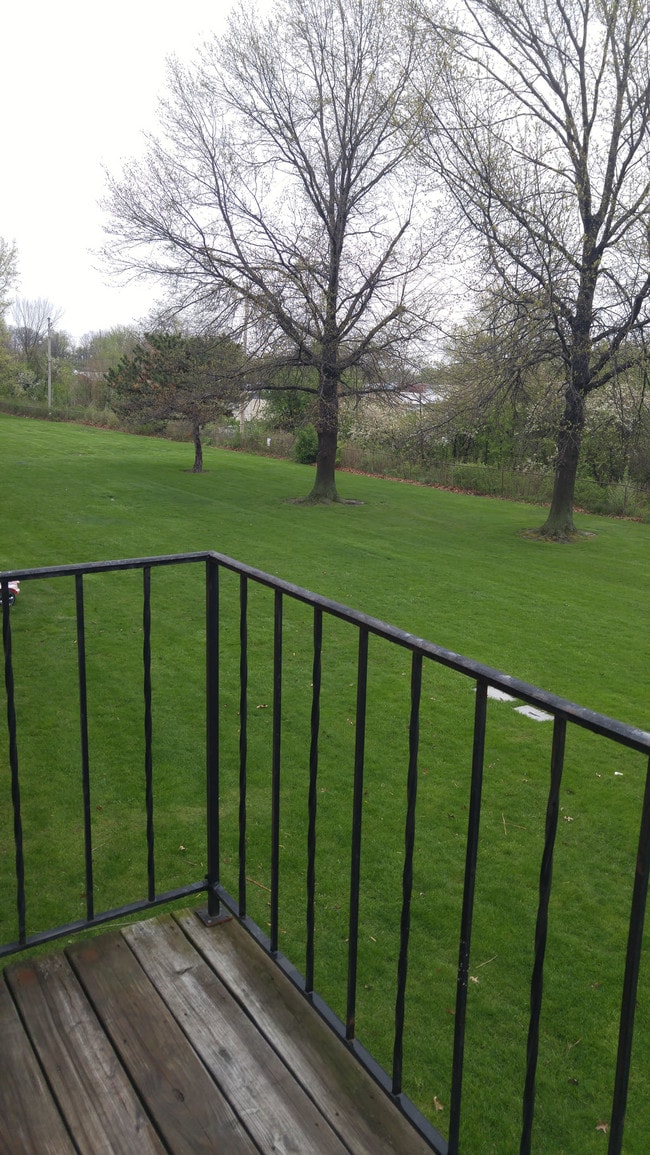 Photo - Melrose Village Apartments