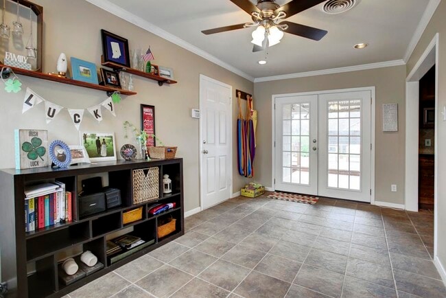 Photo - 1010 Bay Oaks Rd